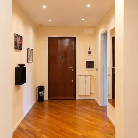 Semesterbostad Tullios *